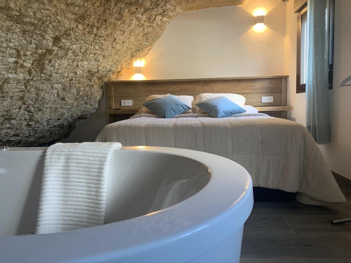 Apartamentos3Cuevas Setenil De Las Bodegas ภายนอก รูปภาพ