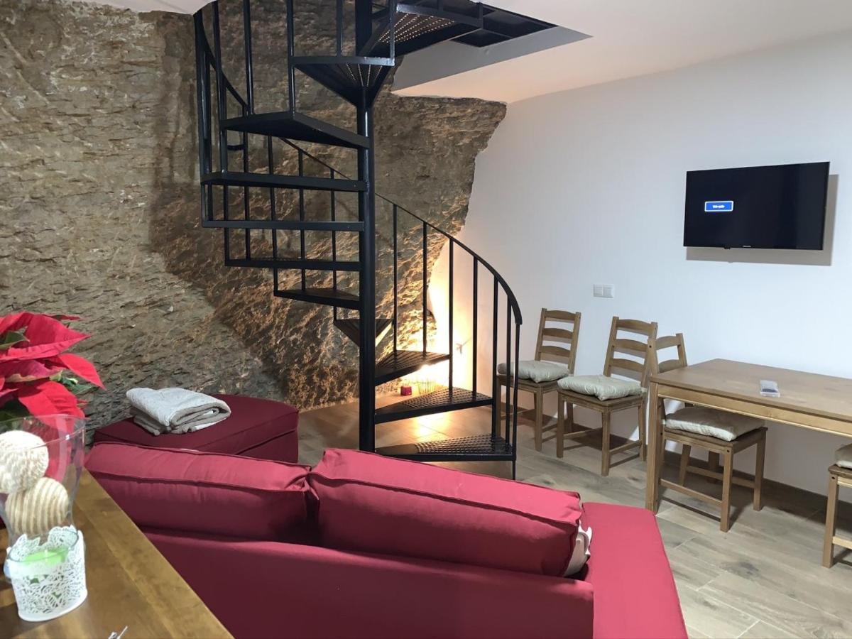 Apartamentos3Cuevas Setenil De Las Bodegas ภายนอก รูปภาพ
