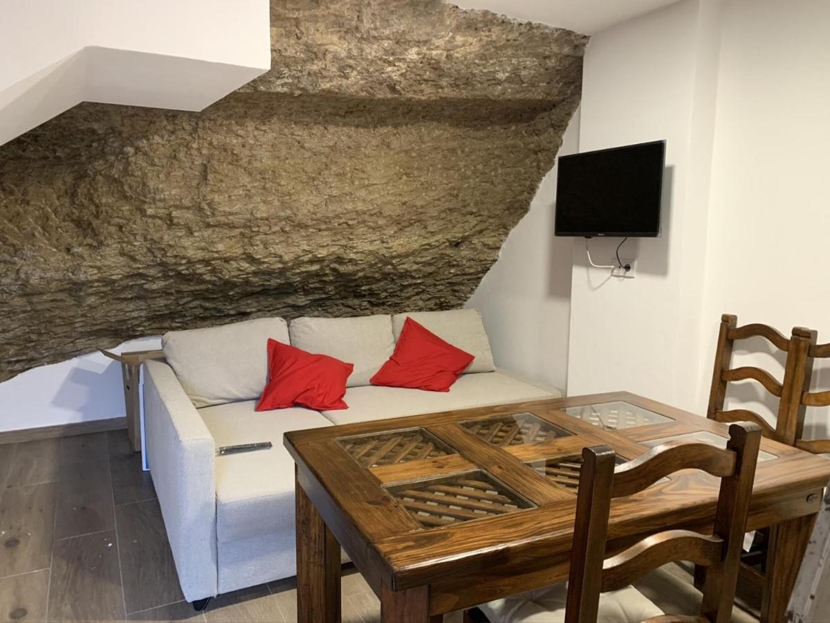 Apartamentos3Cuevas Setenil De Las Bodegas ภายนอก รูปภาพ